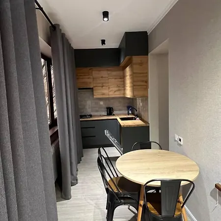 Justicna Street Cozy * براتسيلافا